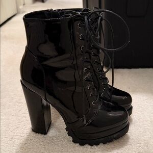 Wild Diva Patent Leather Black Lace-Up Boots